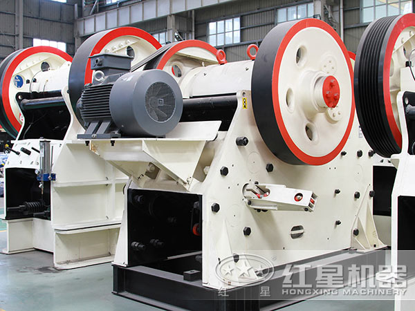 石頭碎石機(jī) 石頭碎石機(jī)