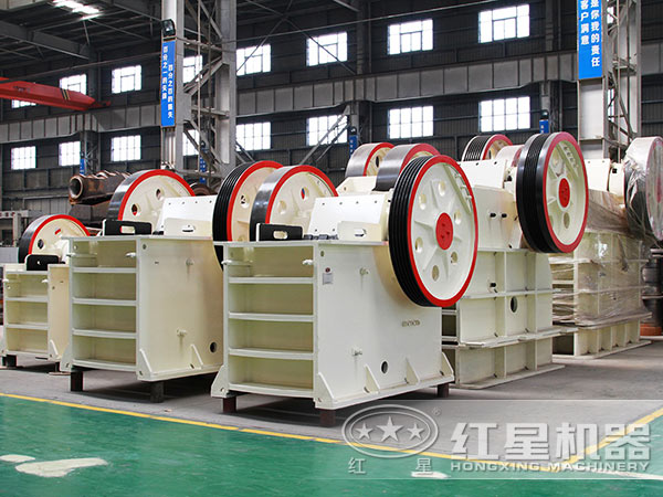 石頭碎石機(jī)廠區(qū)圖 石頭碎石機(jī)廠區(qū)圖